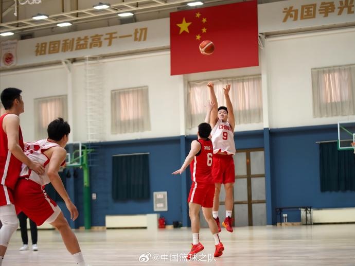  對抗訓練繼續！中國男籃最新訓練圖集新鮮出爐