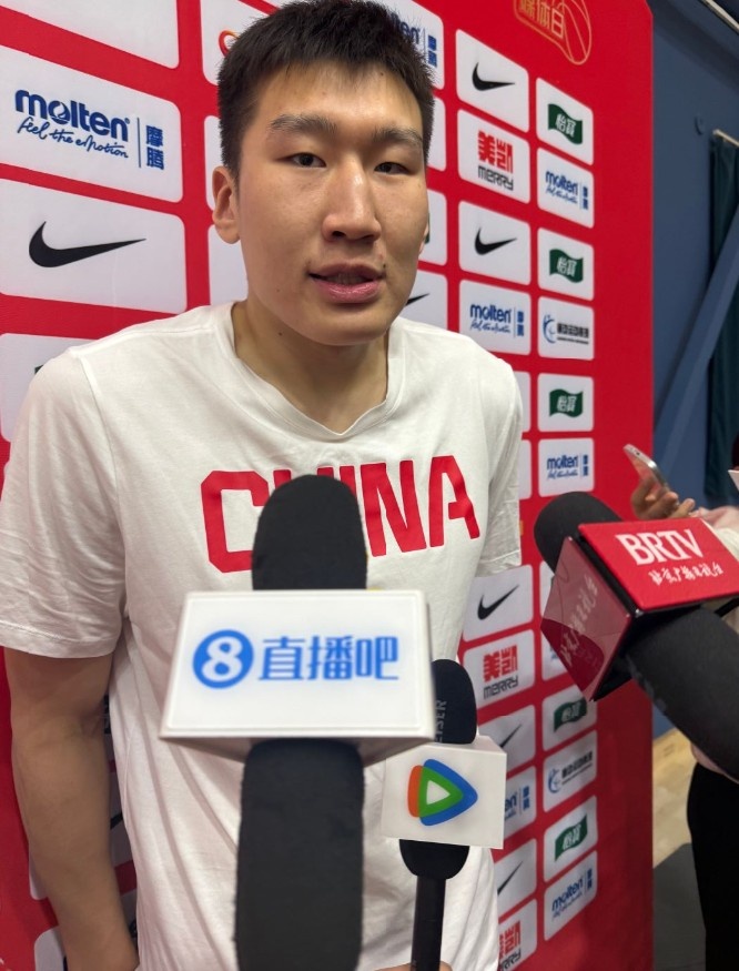  李炎哲：很榮幸第一次進國家隊&盡力留在12人名單 我優勢在于對抗